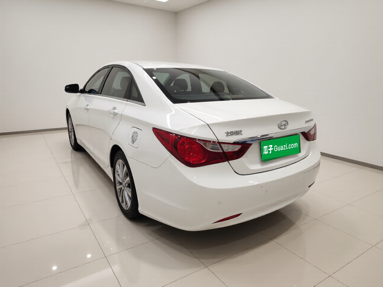 Sonata 2013 2.0L AT Luxury photo 4