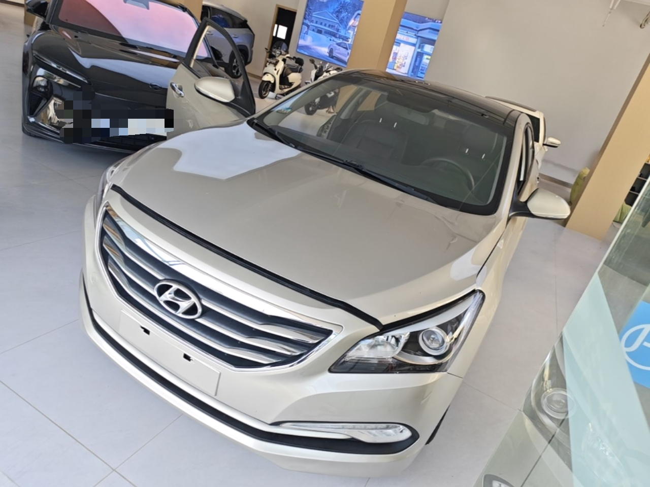 Mistra 2014 1.8L AT Smart GLS