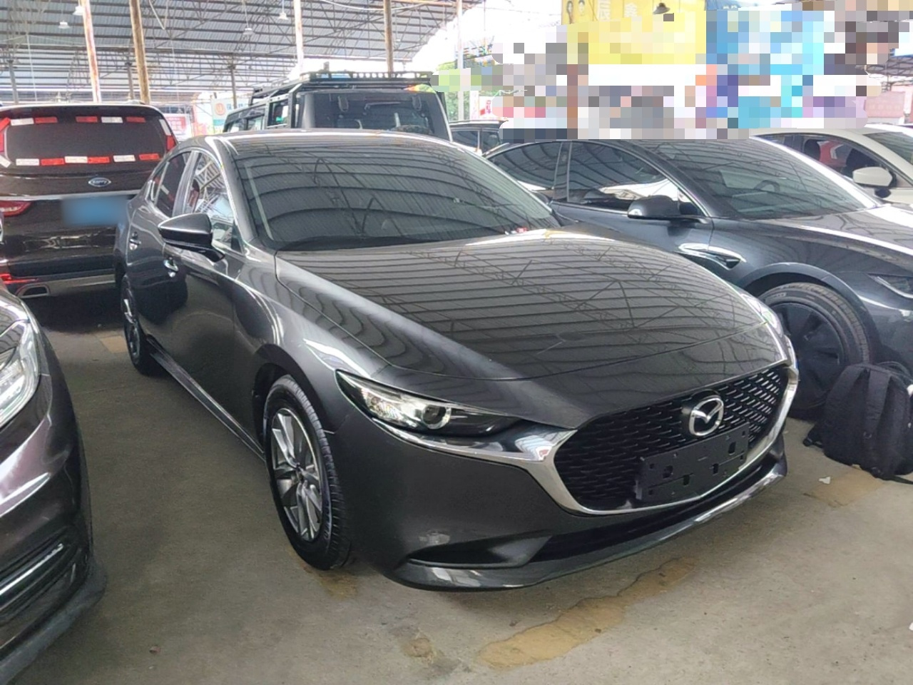 3 Axela 2020 1.5L AT photo 3
