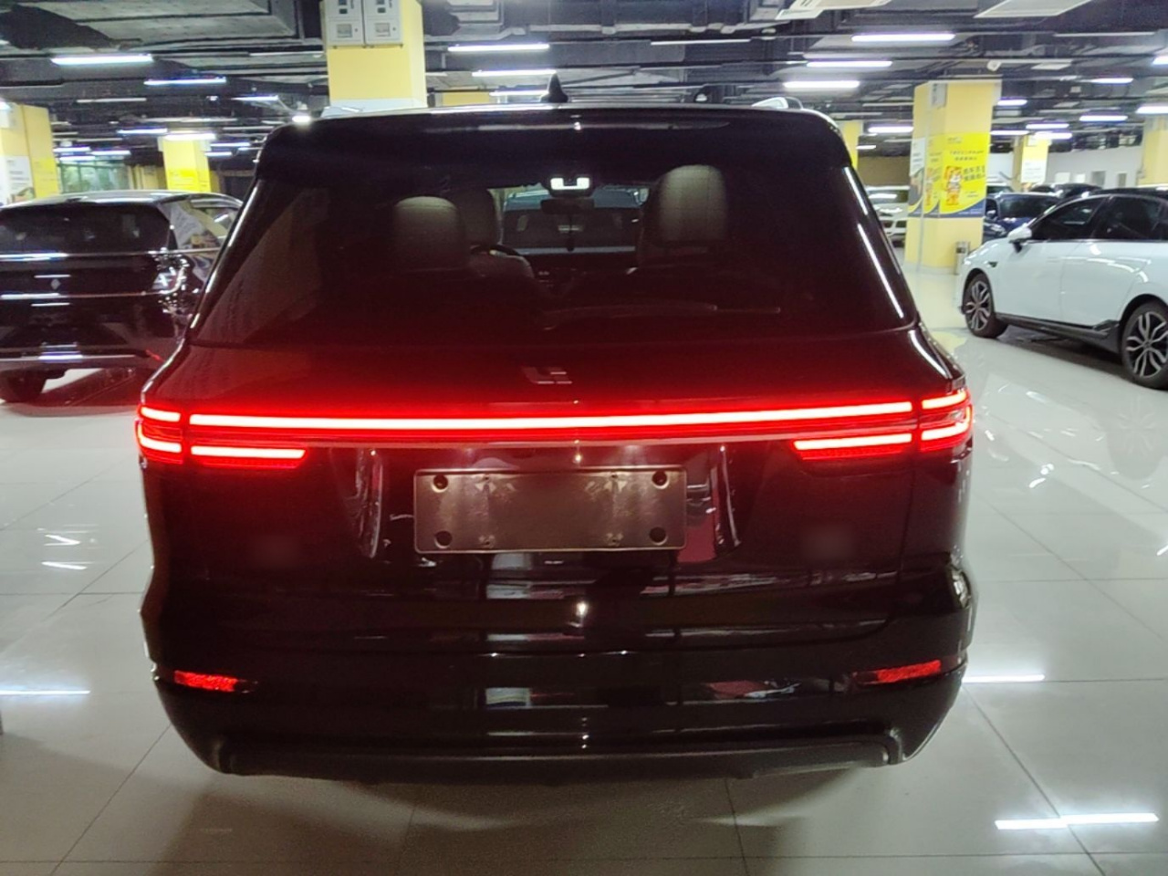 Li Auto ONE 2020 EREV 6-Seater photo 3