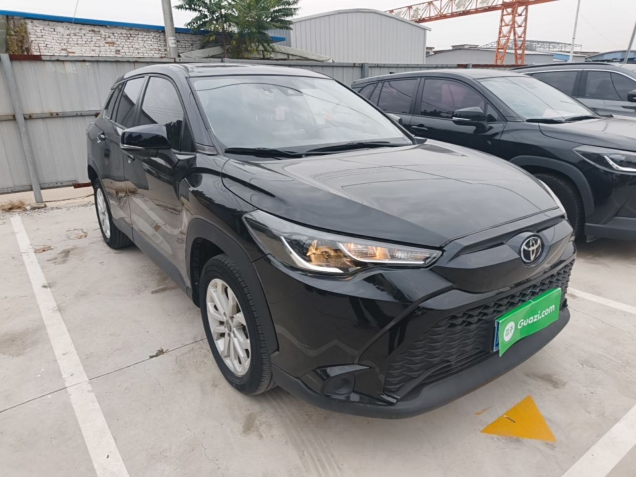 Frontlander 2022 2.0L CVT Leading photo 3