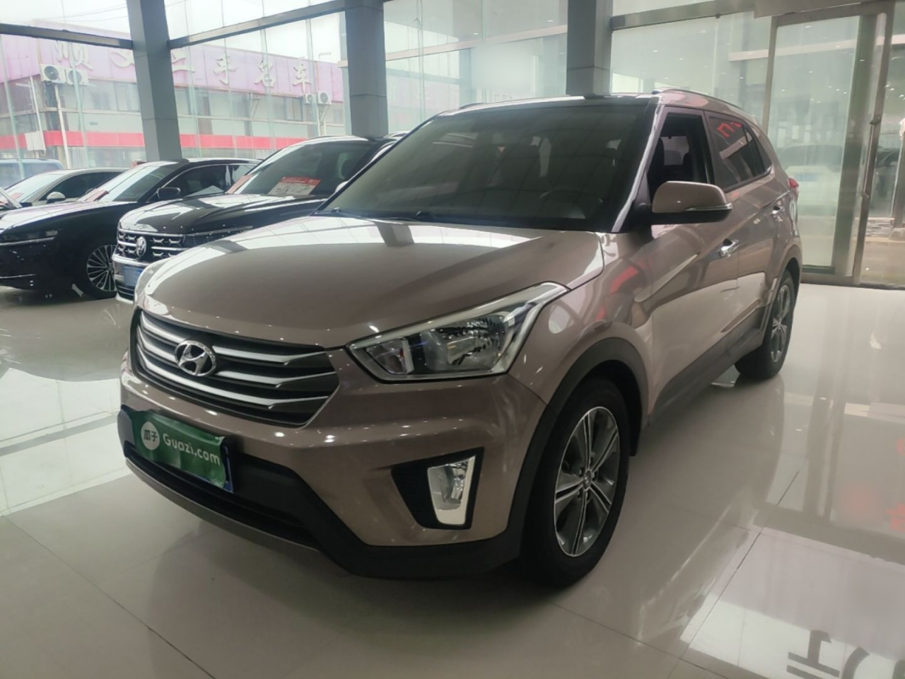 ix25 2015 1.6L AT RWD Smart GLS