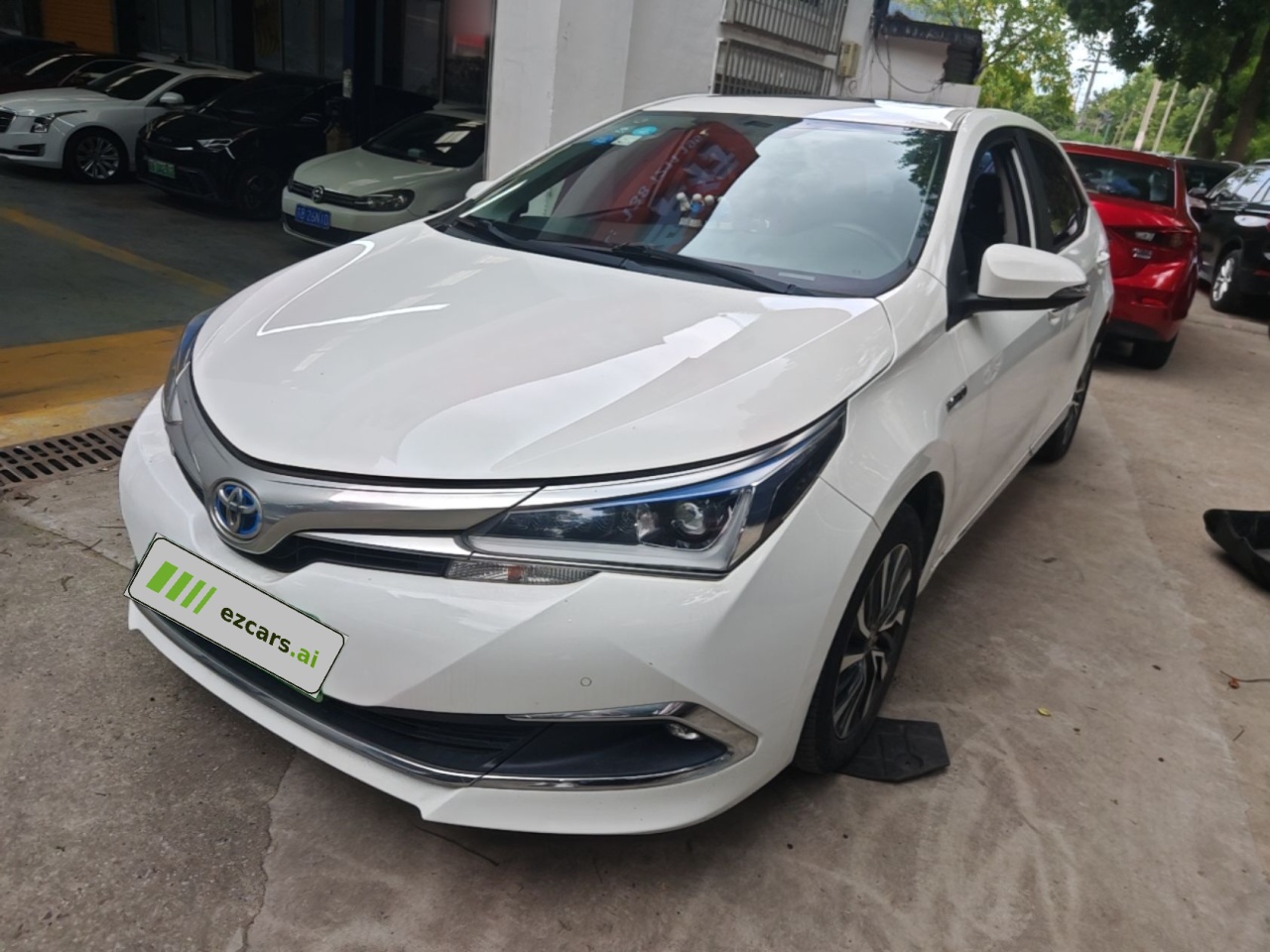 Corolla 2017 Facelift Hybrid 1.8L E-CVT Elite