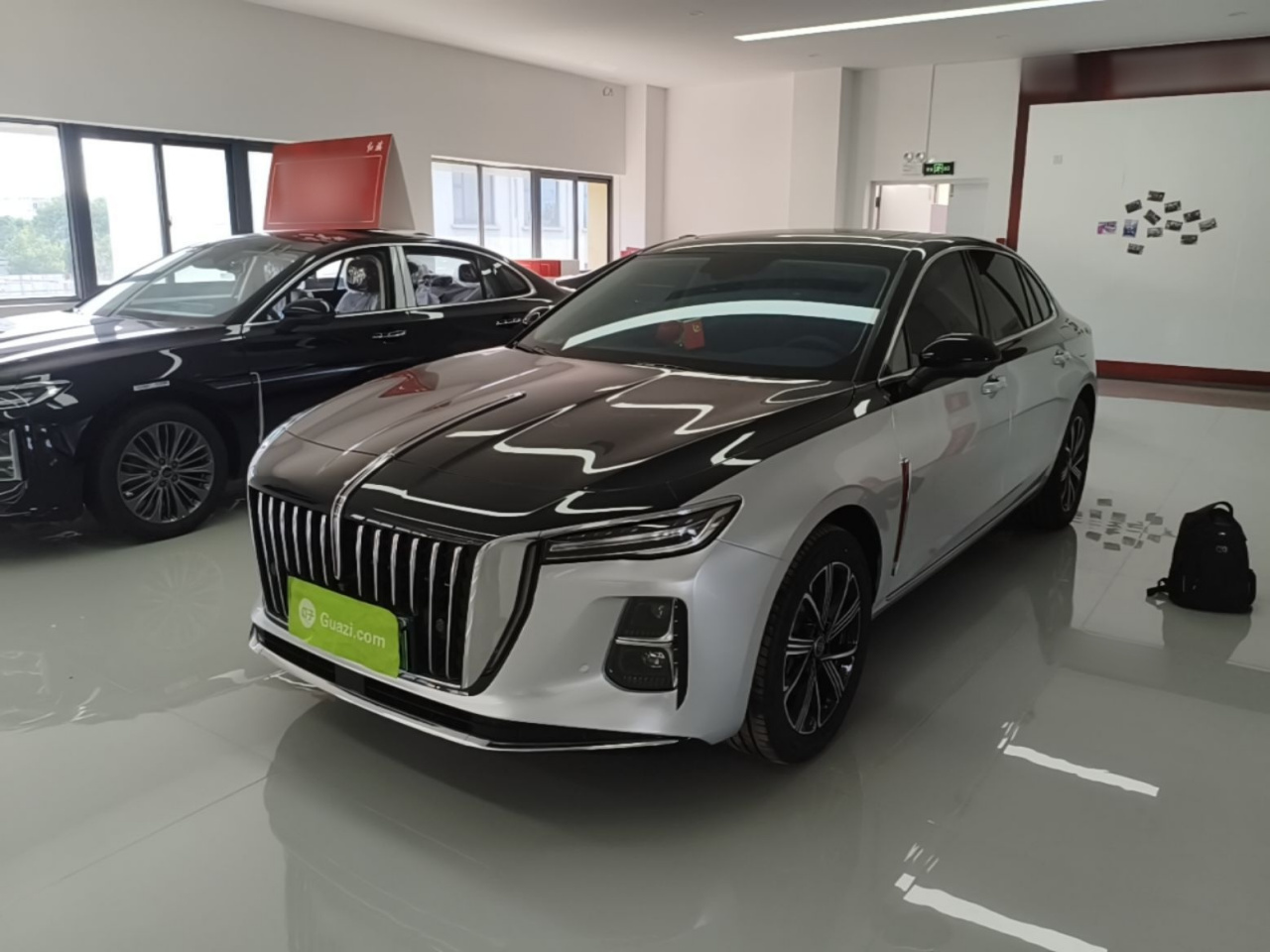 H5 PHEV 2025 130