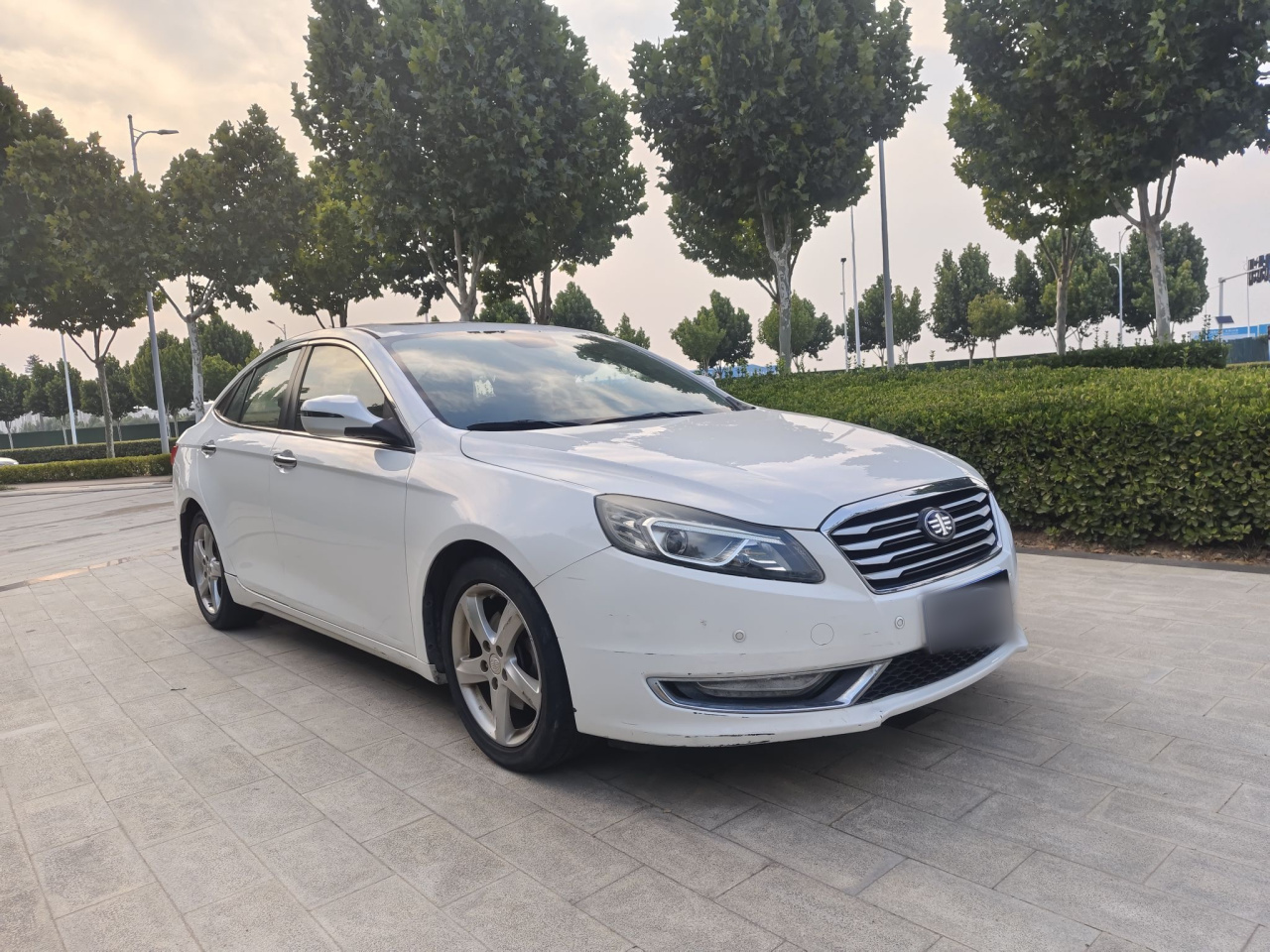 Bestune B70 2014 2.0L AT Luxury photo 3
