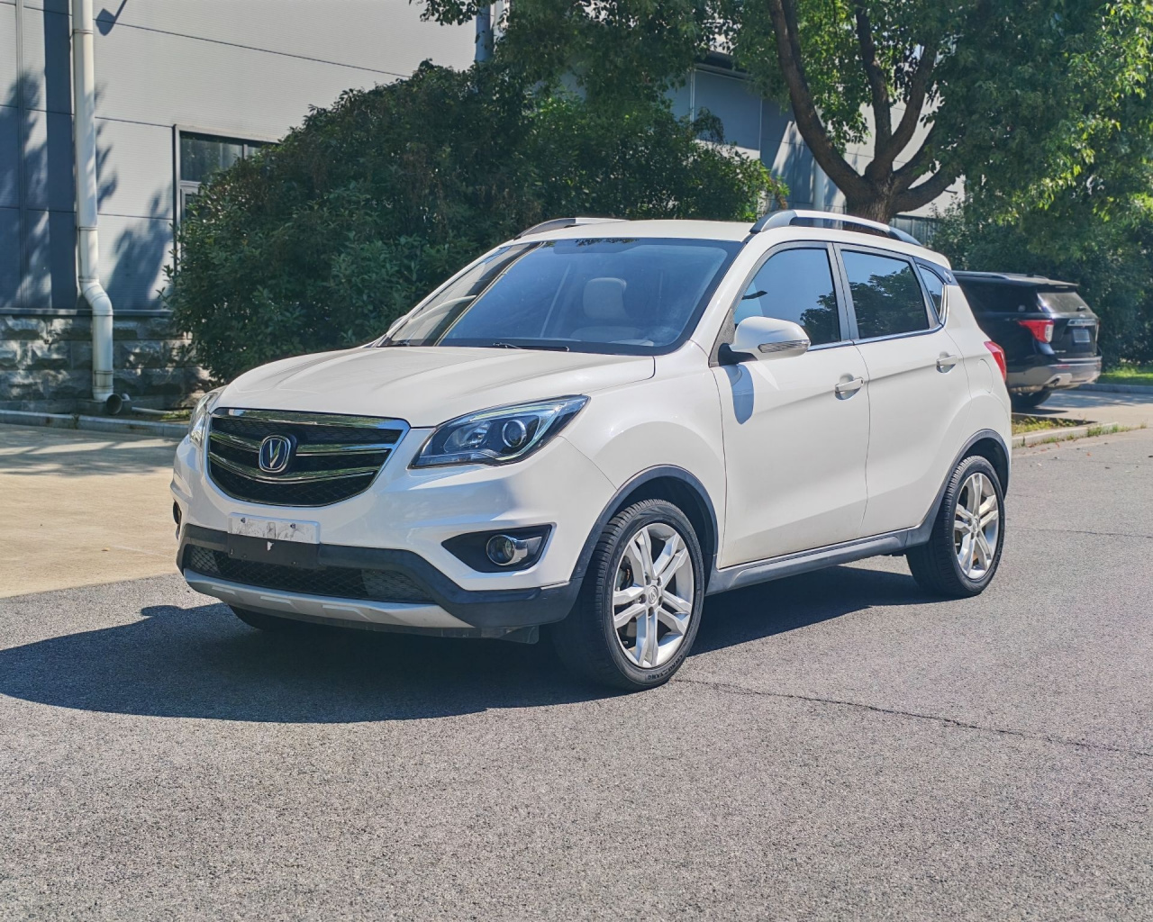 CS35 2017 1.6L AT Luxury