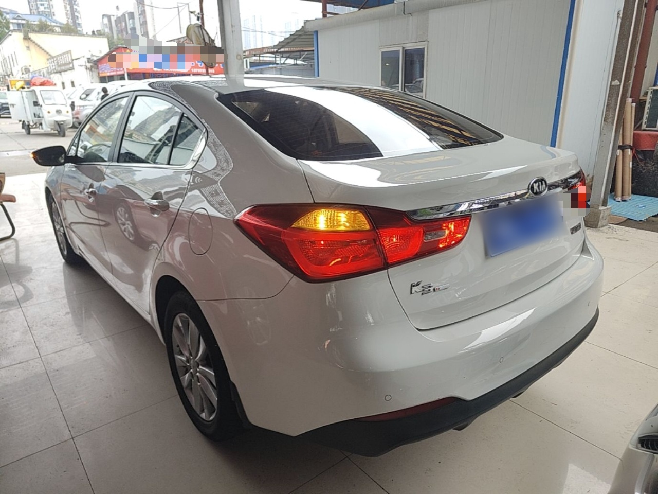K3 2015 1.6L AT GLS photo 4