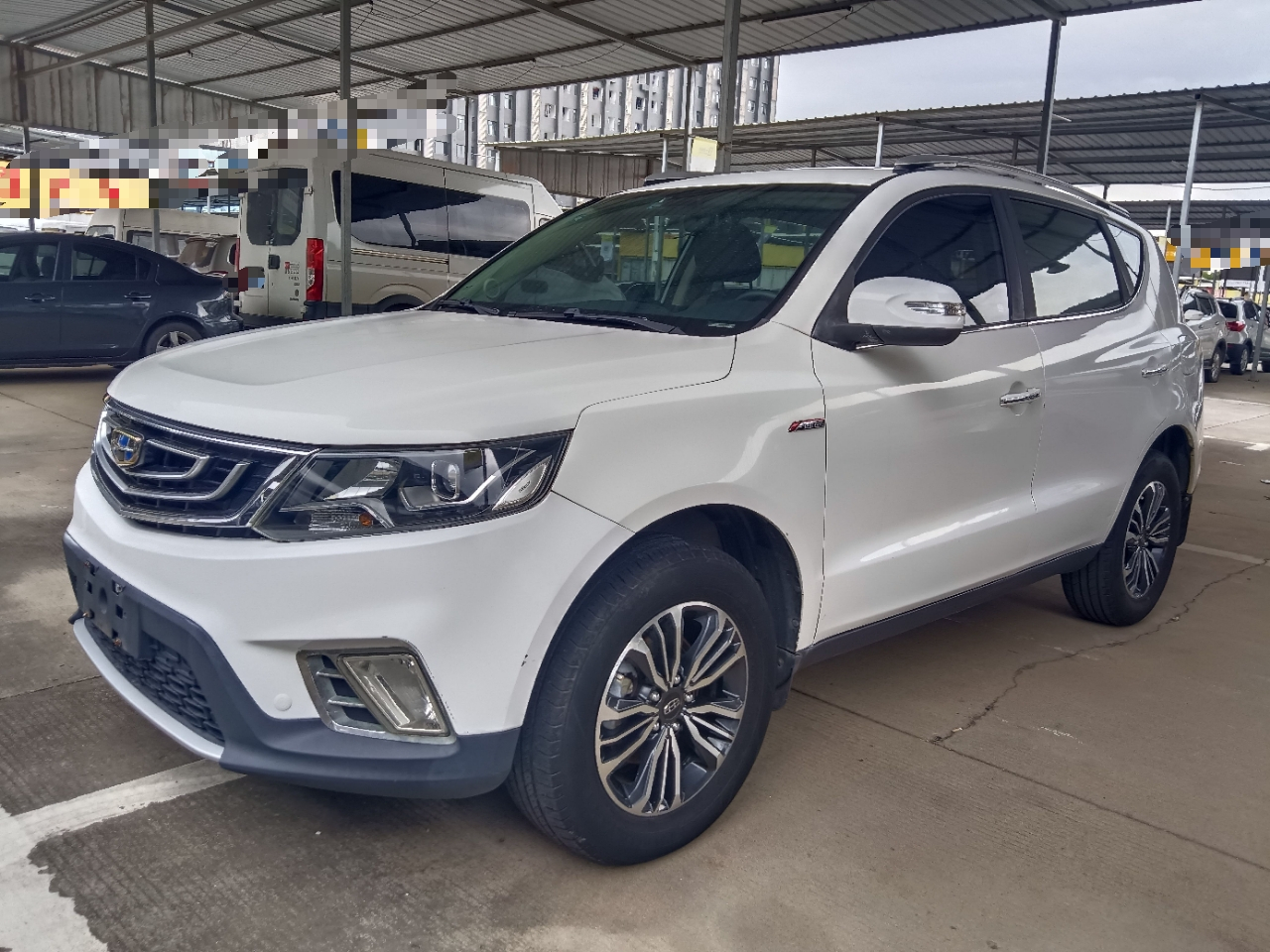Vision X6 2016 1.3T CVT Luxury