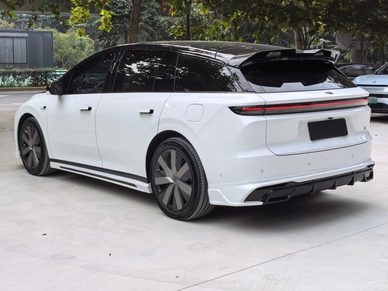 Li Auto i6 2025 AWD Standard photo 4
