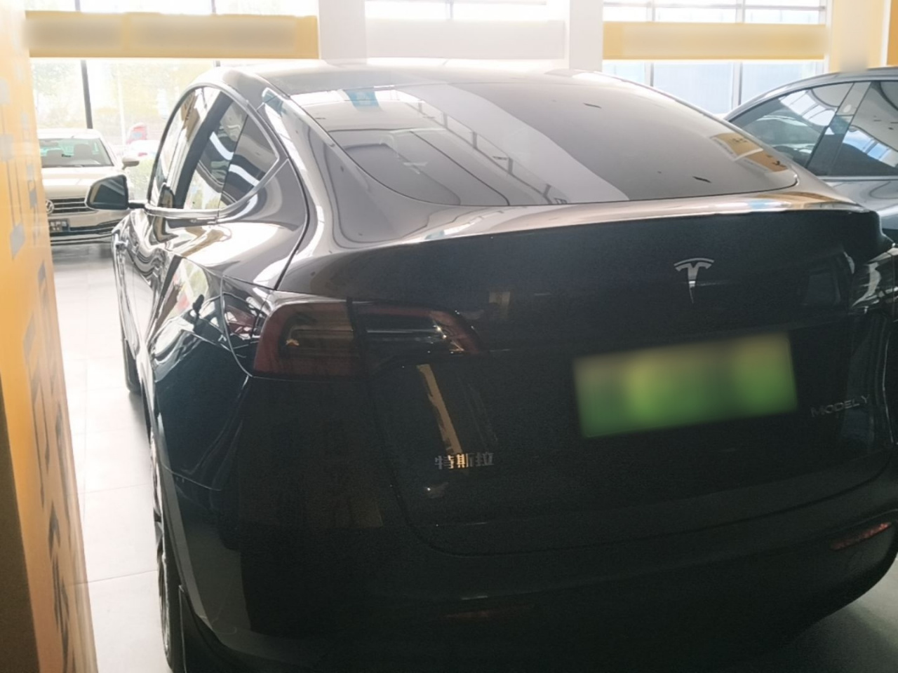 Model Y 2024 RWD photo 4
