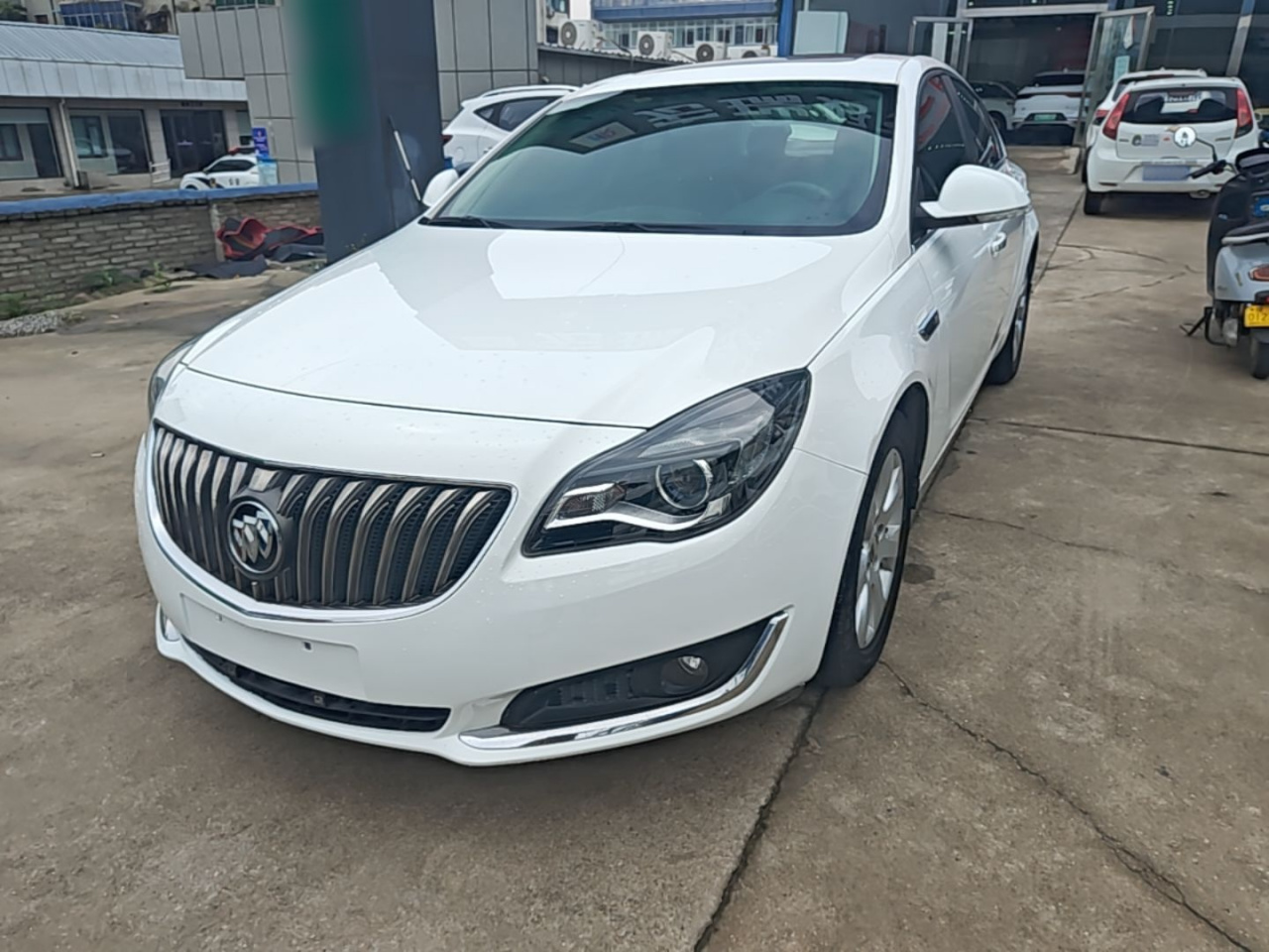 Regal 2015 1.6T Leading Tech