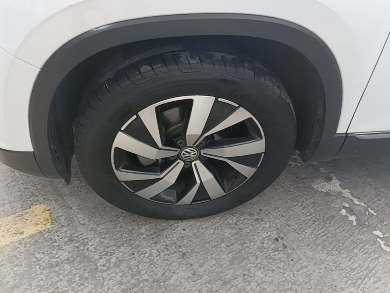 Tayron 2020 330TSI RWD Luxury Connected photo 3