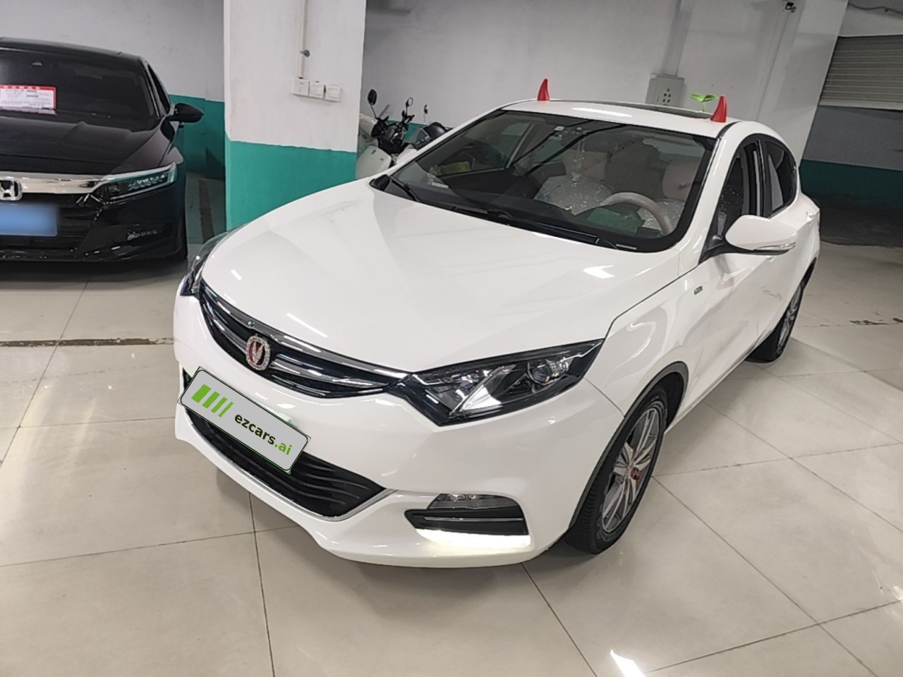 Eado 2016 XT 1.6L GDI AT