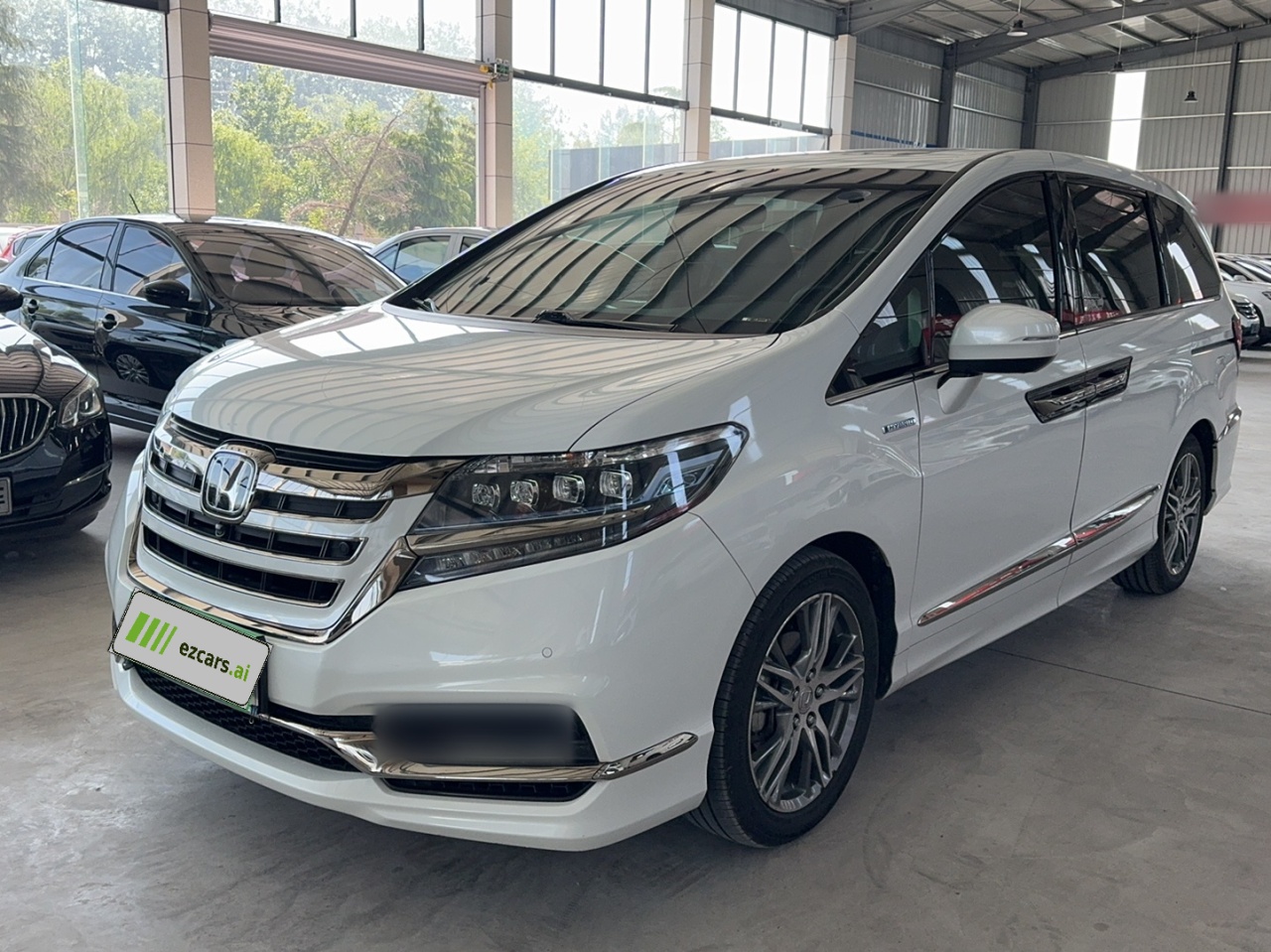 Elysion 2019 2.0L Hybrid Supreme
