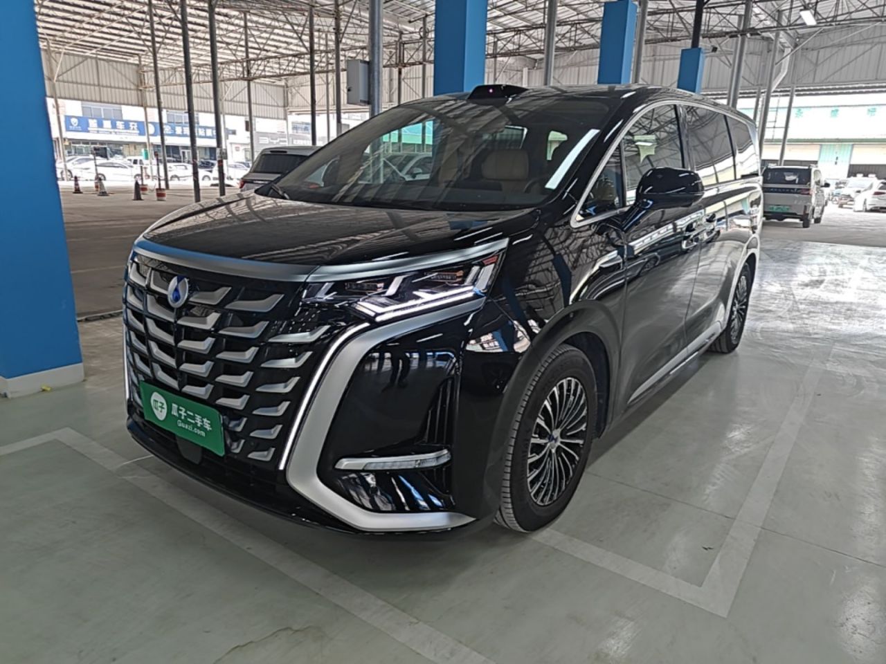 D9 2025 DM-i ADAS 1020 AWD Noble