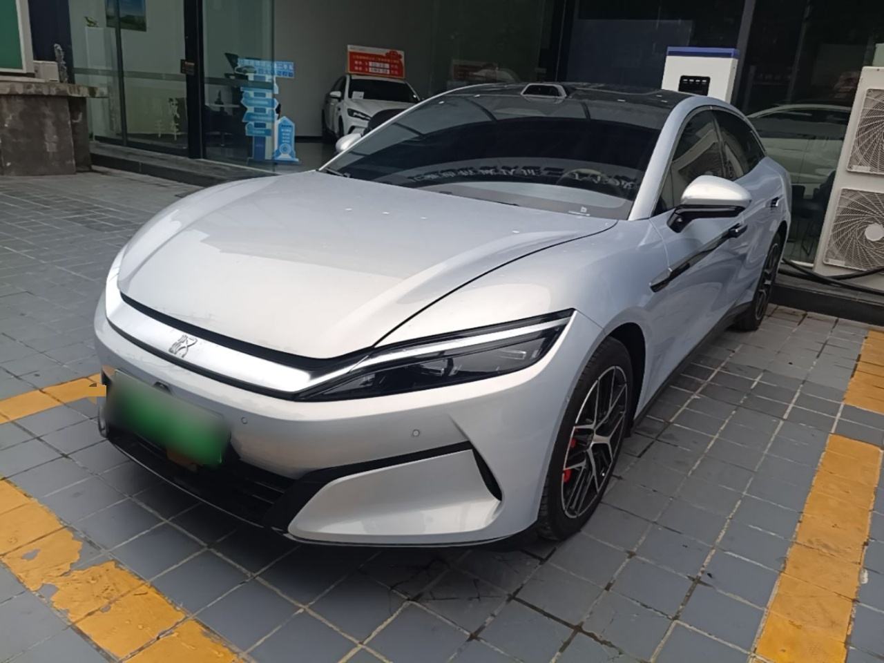 Han L 2025 EV AWD LiDAR Flagship
