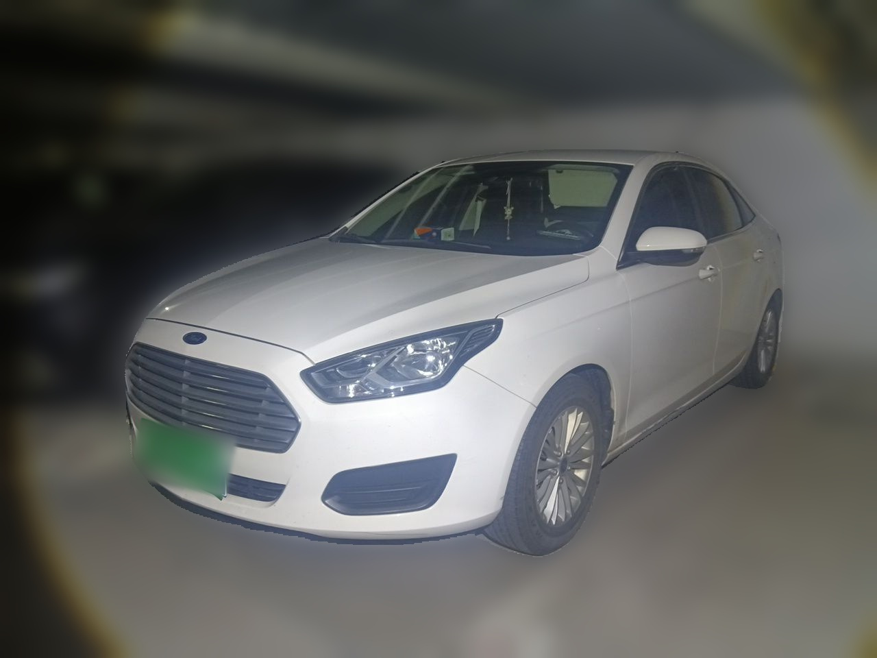 Escort 2017 Facelift 1.5L MT Comfort