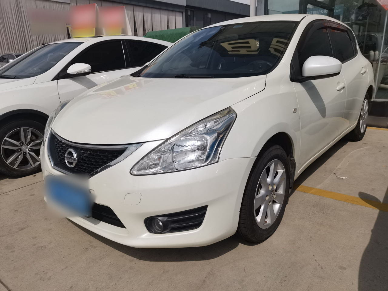 Tiida 2011 1.6L CVT Comfort