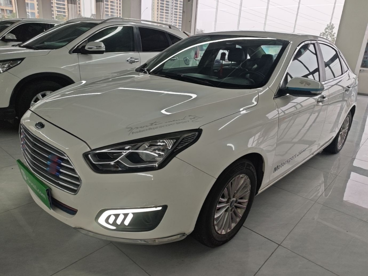Escort 2017 Facelift 1.5L AT Comfort