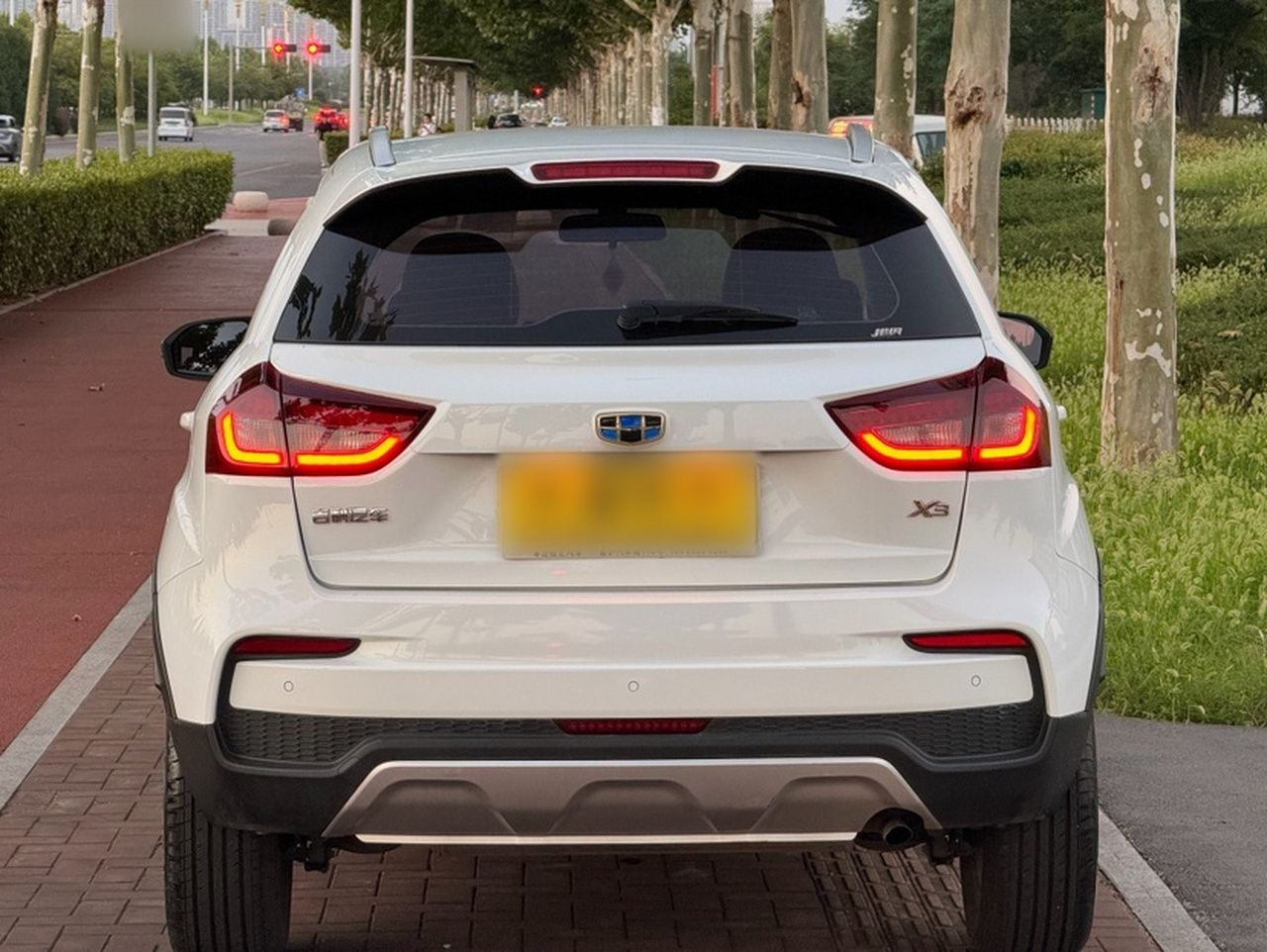 Vision X3 2020 1.5L CVT Premium photo 3