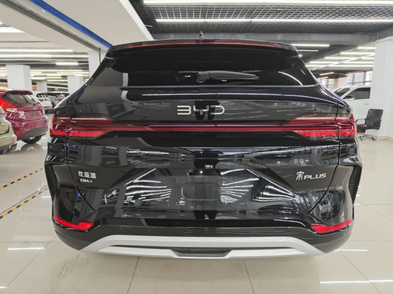 Song PLUS EV 2025 DM-i 112KM Premium photo 5