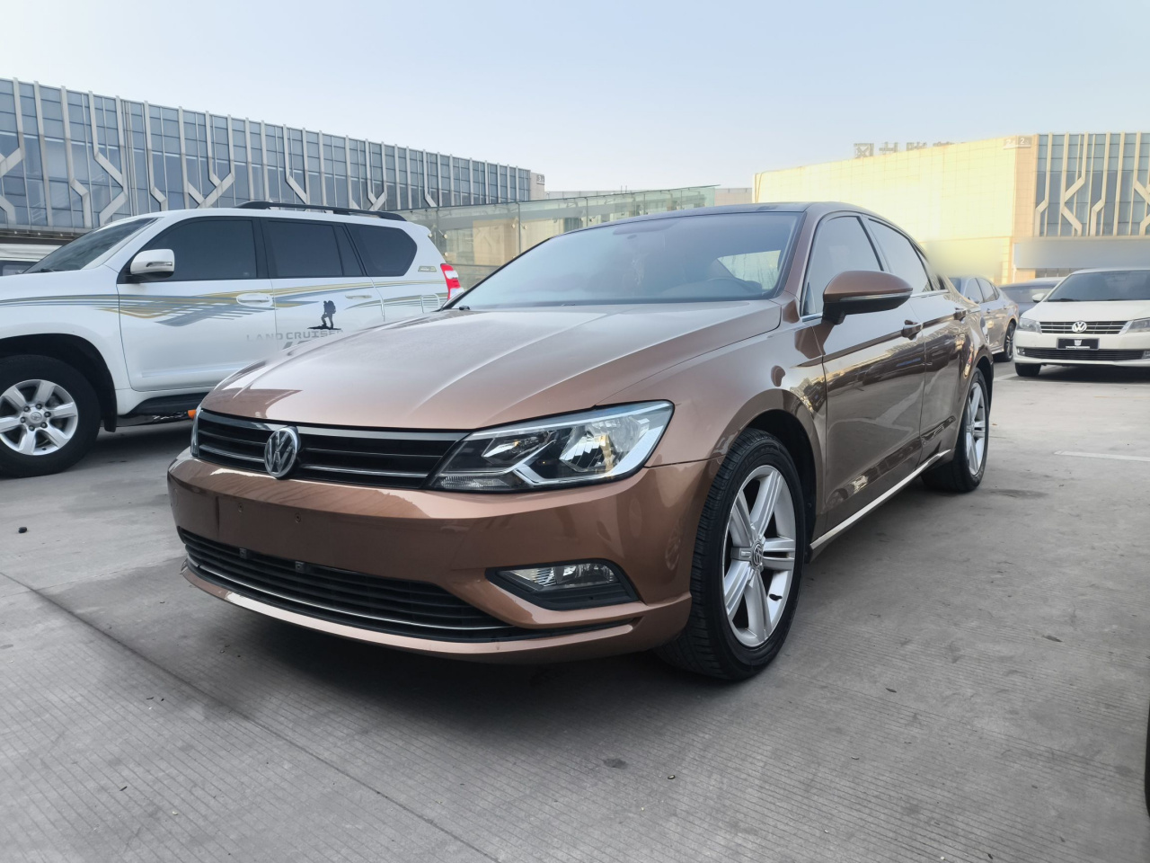 Lamando 2015 330TSI DSG Comfort
