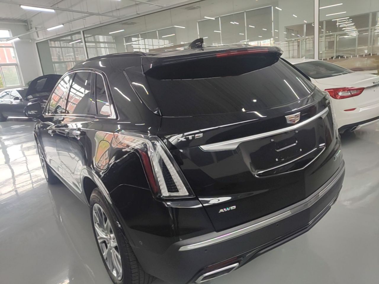 XT5 2020 28T AWD Platinum Sport photo 4