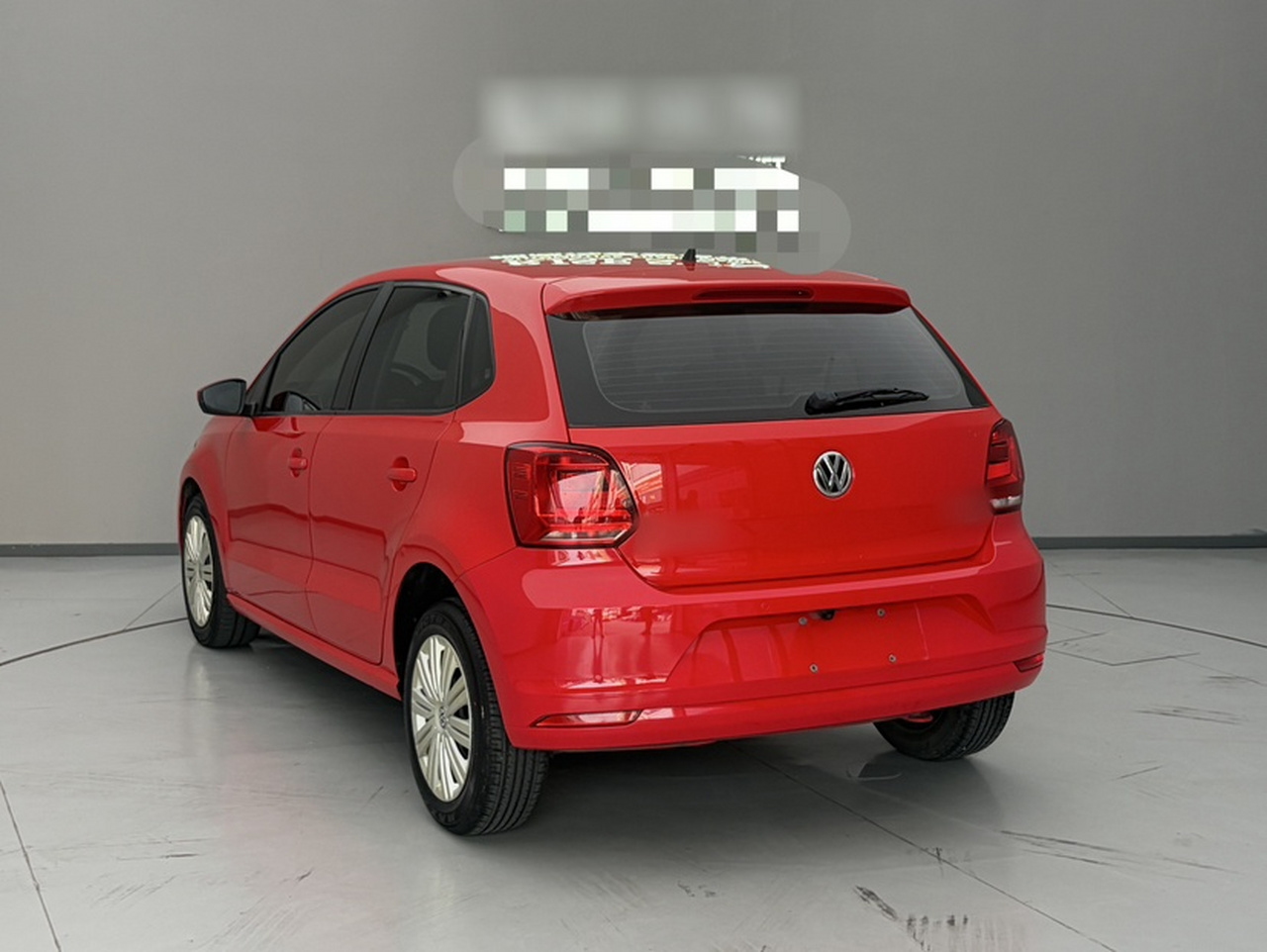 Polo 2016 1.6L AT Comfort photo 4