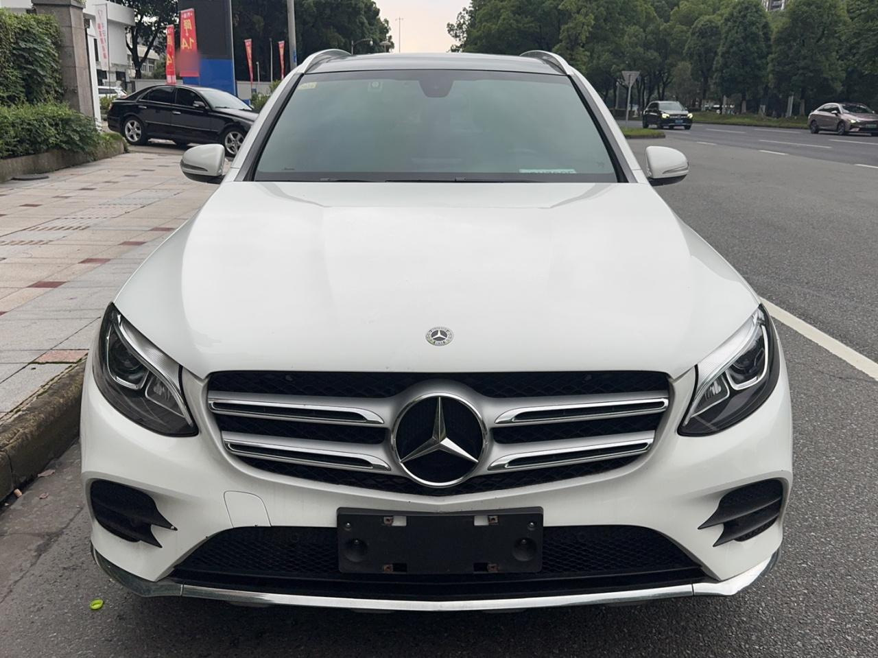 GLC 2018 Facelift GLC 260 4MATIC Dynamic photo 2