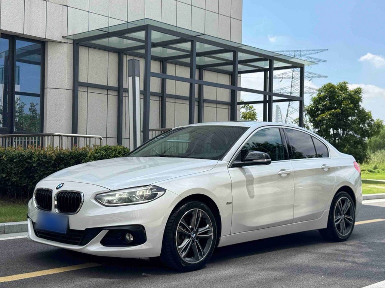 1 Series 2018 118i Sport