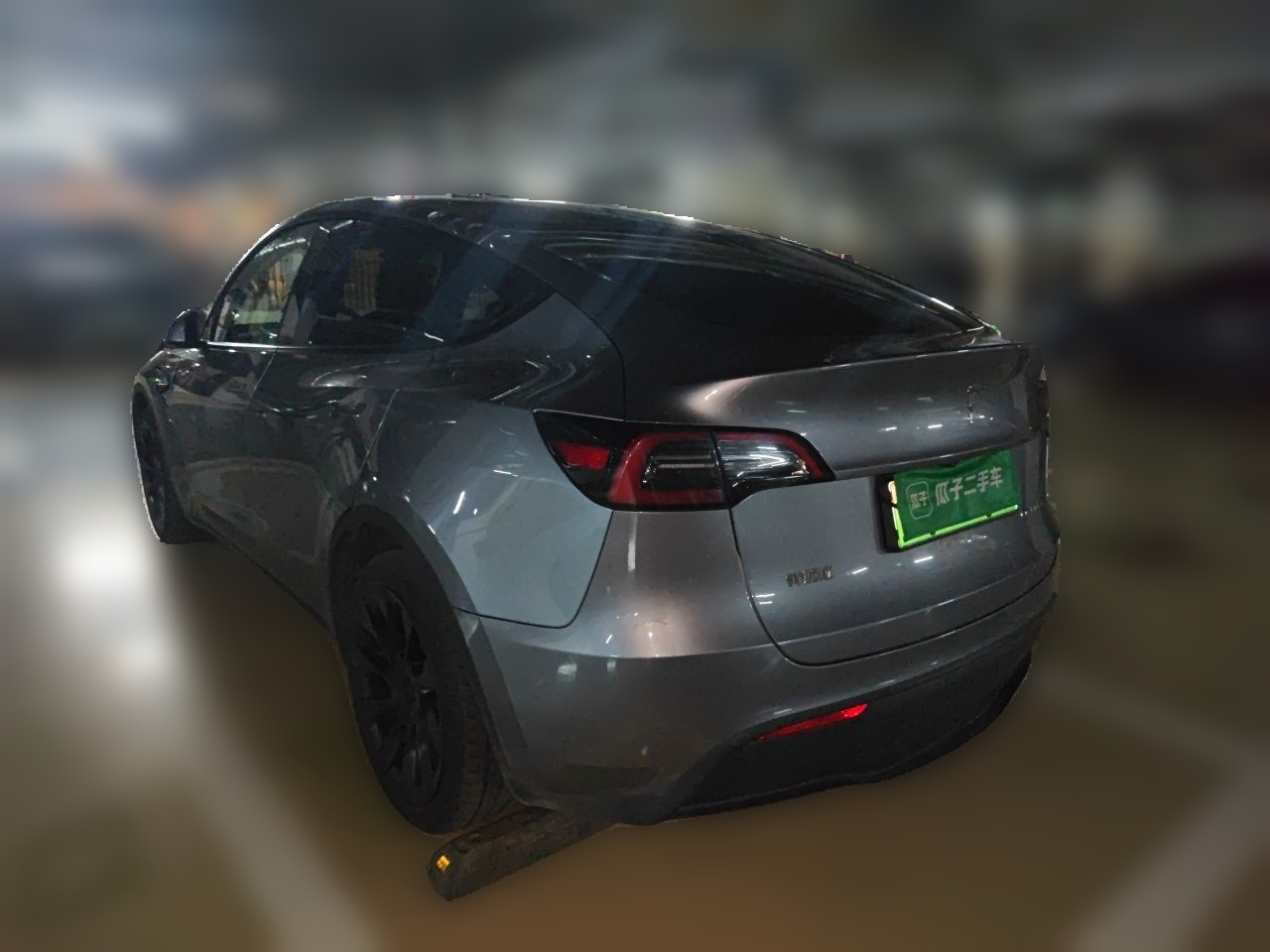 Model Y 2024 Long Range AWD photo 4