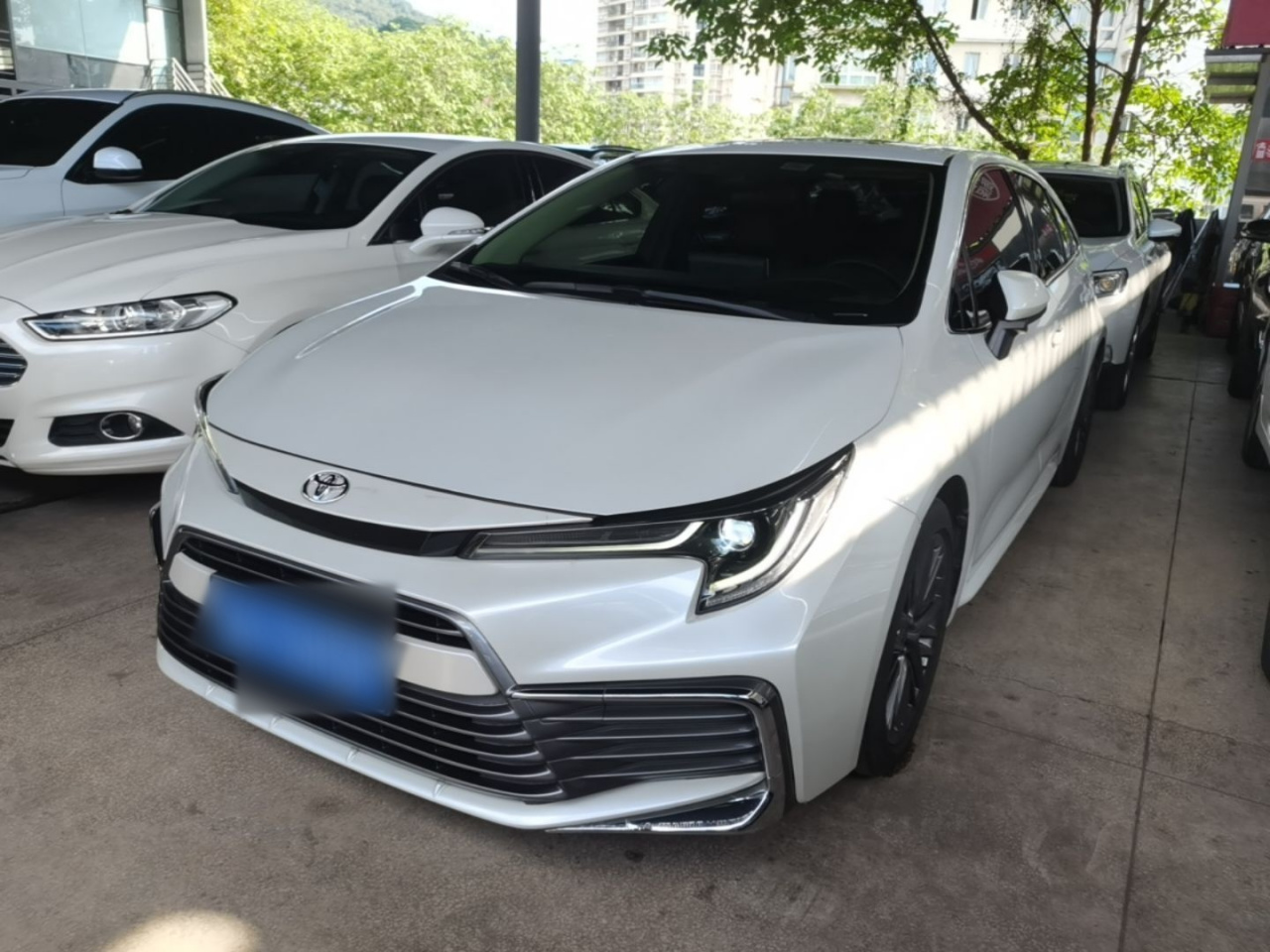 2021 2.0L Luxury