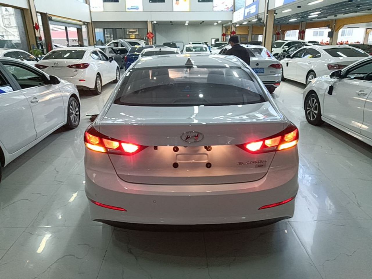 Elantra 2016 1.6L AT Smart Elite photo 5