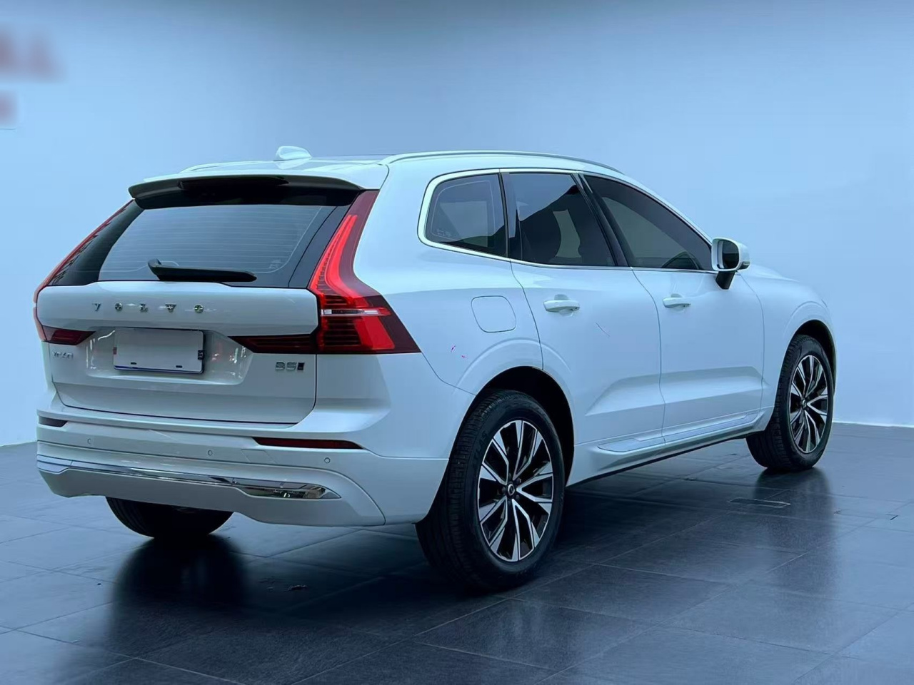 XC60 2023 B5 AWD Luxury photo 3