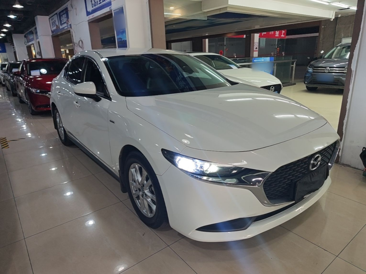 3 Axela 2021 2.0L AT photo 3