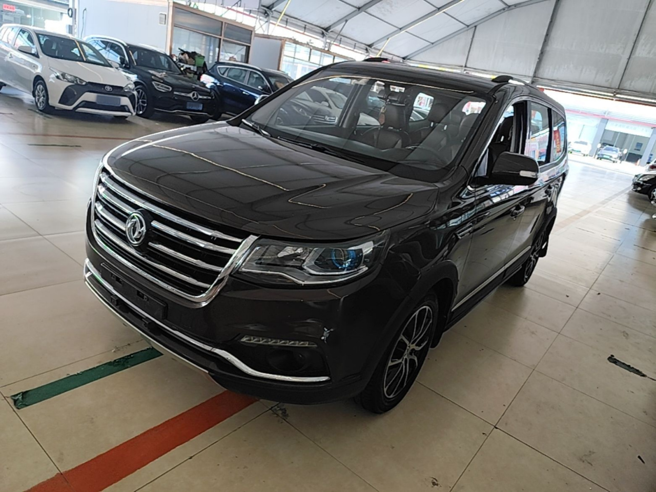 Forthing SX6 2016 1.6L CVT Luxury