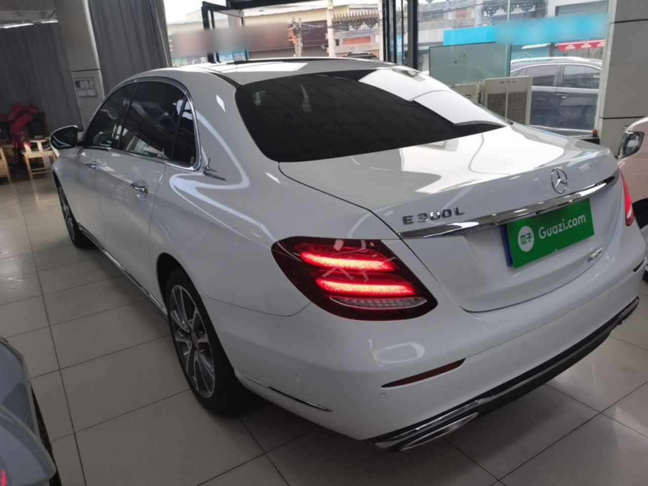 E-Class 2019 E 300 L Fashion photo 4