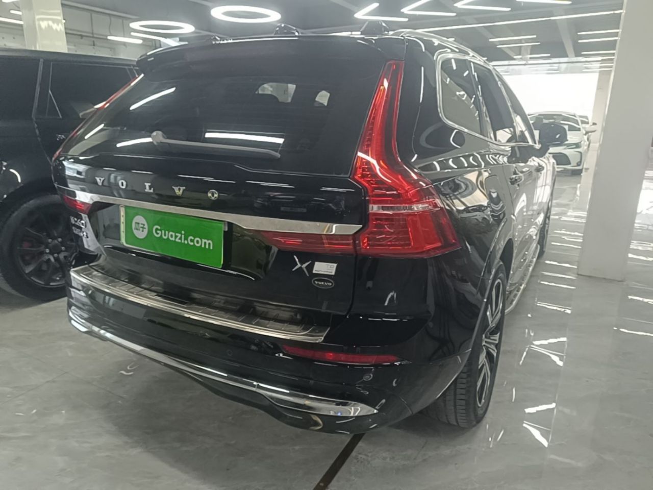 XC60 EV 2023 T8 PHEV Long Range AWD Luxury photo 4