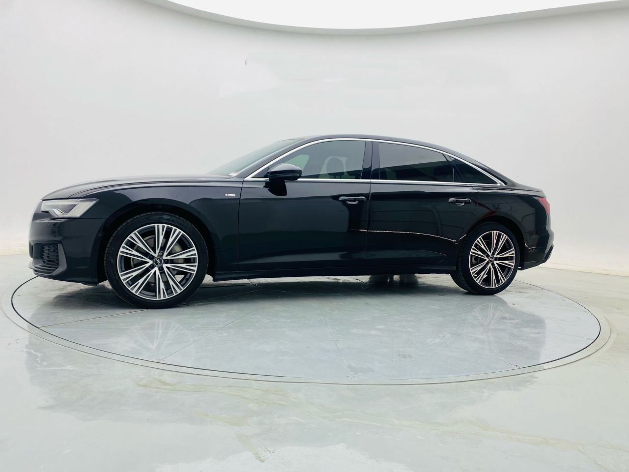 A6L 2022 45 TFSI quattro Dynamic photo 4