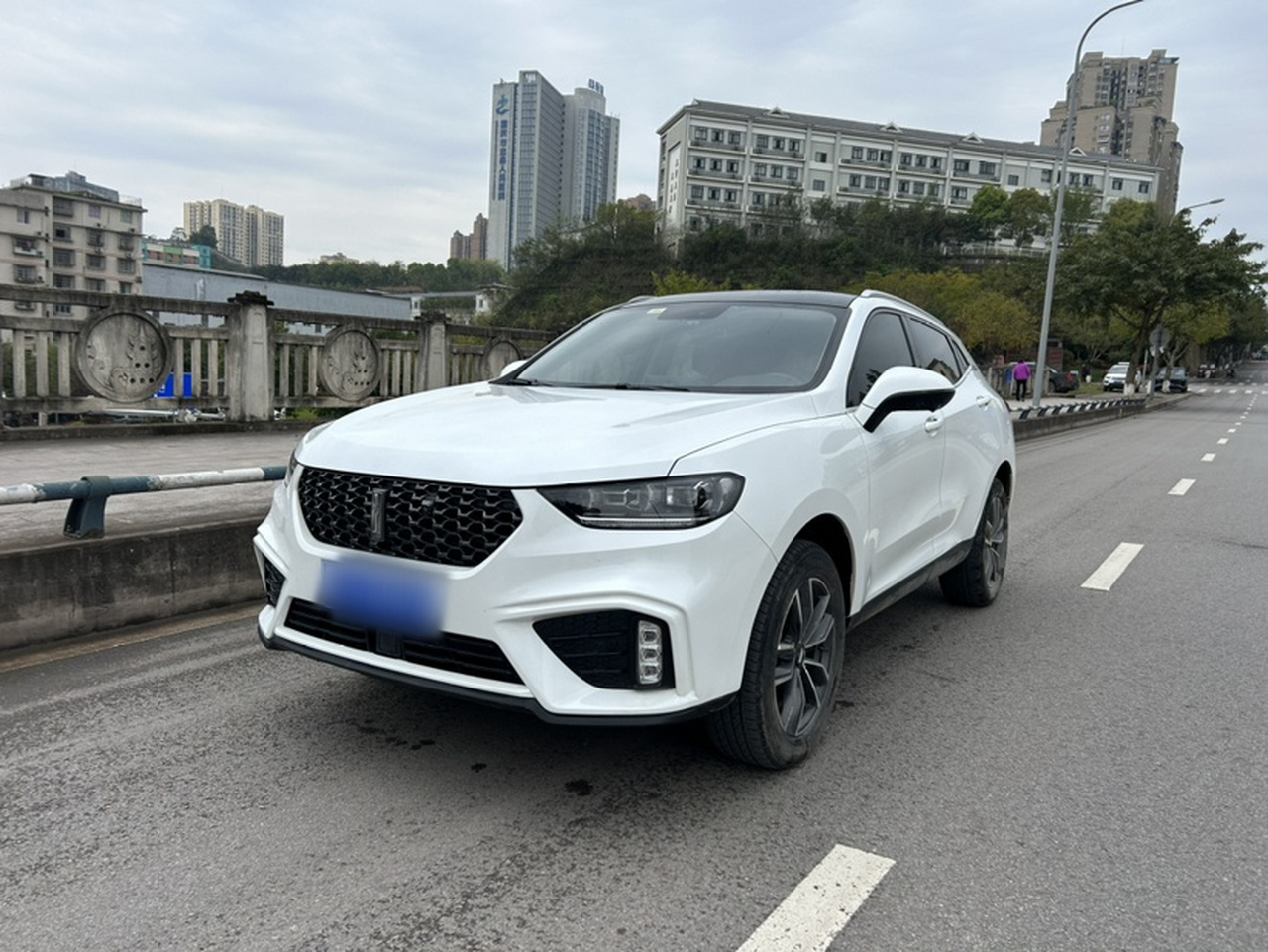 VV5 2020 1.5T RWD