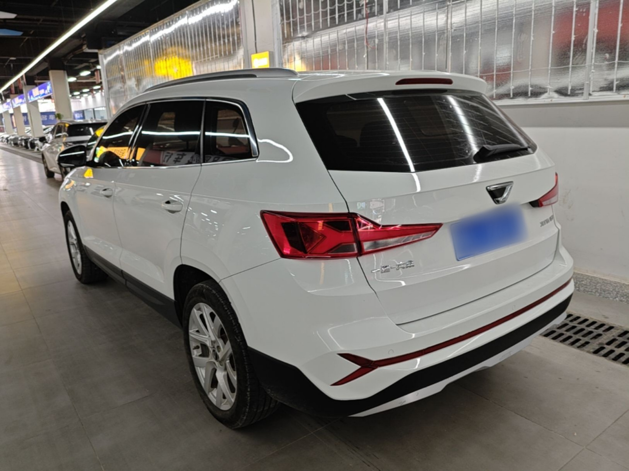 VS7 2023 280TSI AT Progressive photo 4