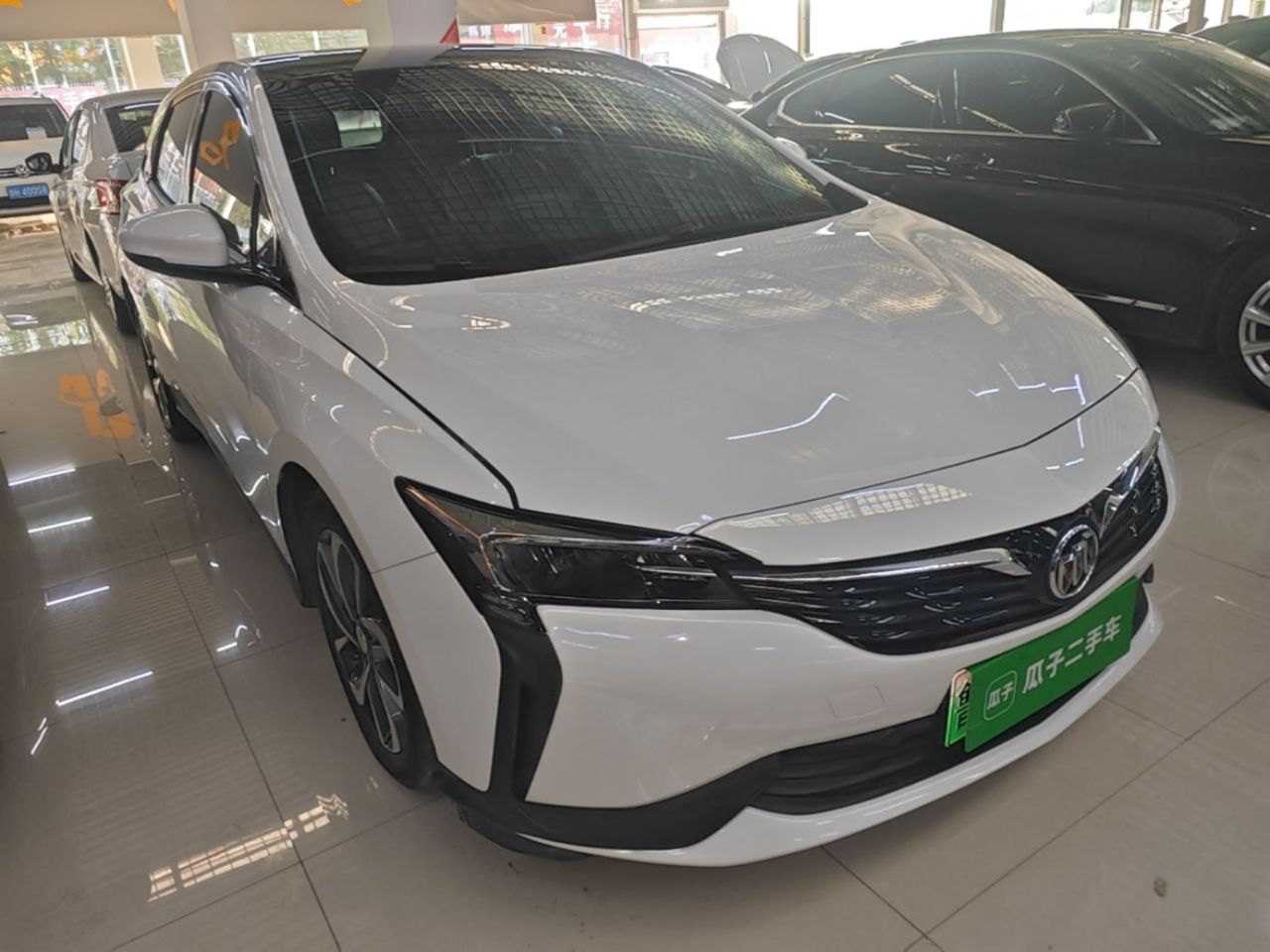 6 2022 PHEV Smart photo 3
