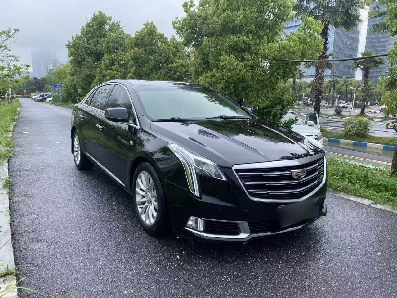 XTS 2018 28T Elite photo 3
