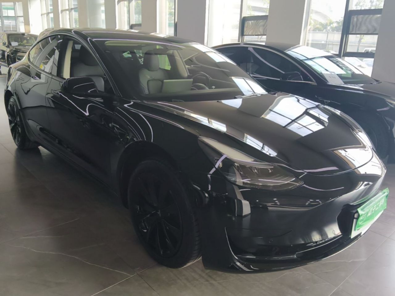 Model 3 2022 RWD photo 3