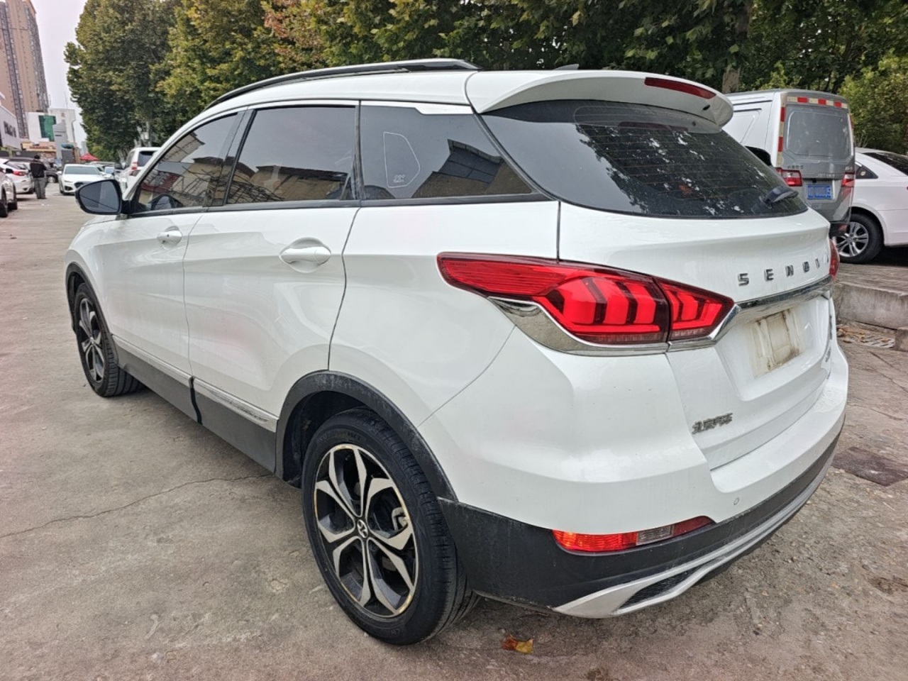 BAIC 2019 1.5T CVT Elite China VI photo 4