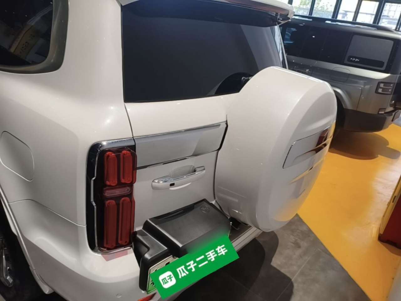 500 EV 2023 Hi4-T photo 5