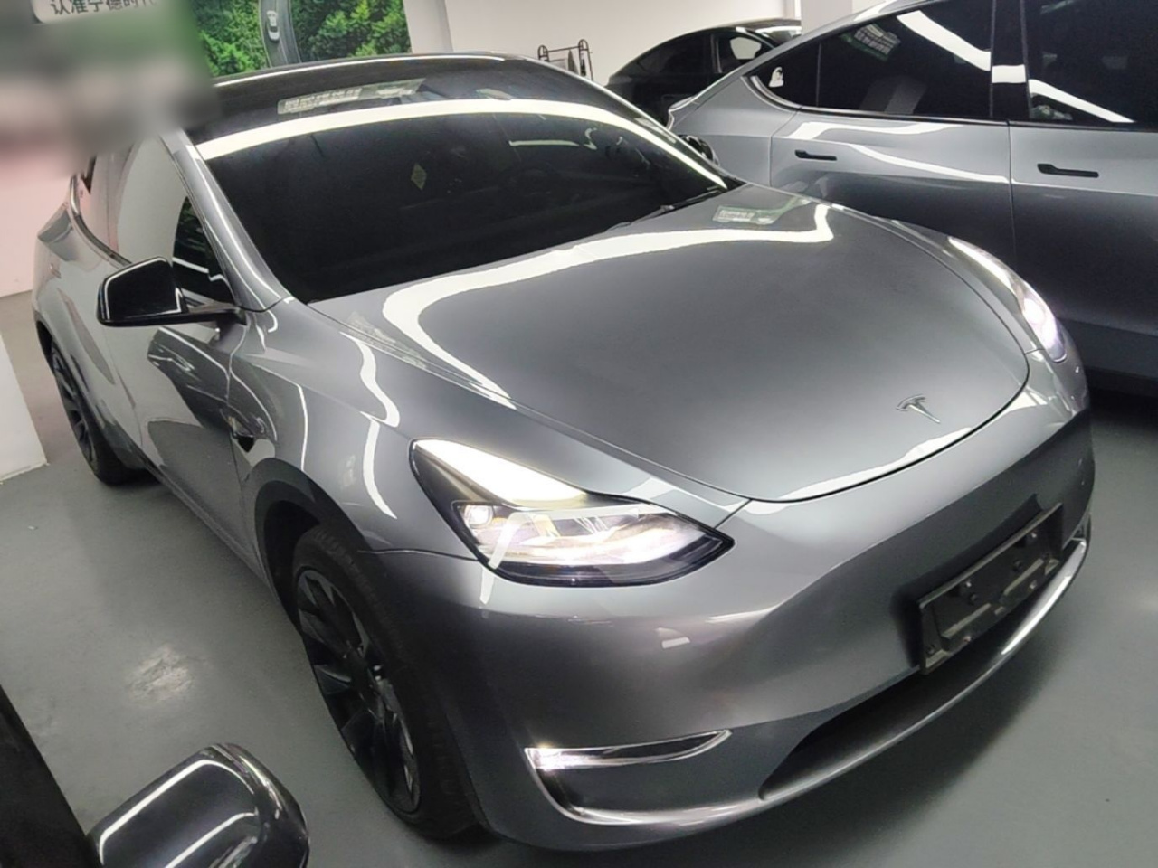 Model Y 2024 Long Range AWD photo 3