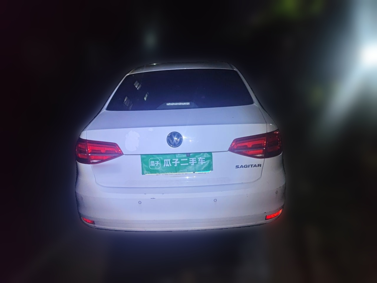 Sagitar 2015 1.6L AT Comfort photo 5