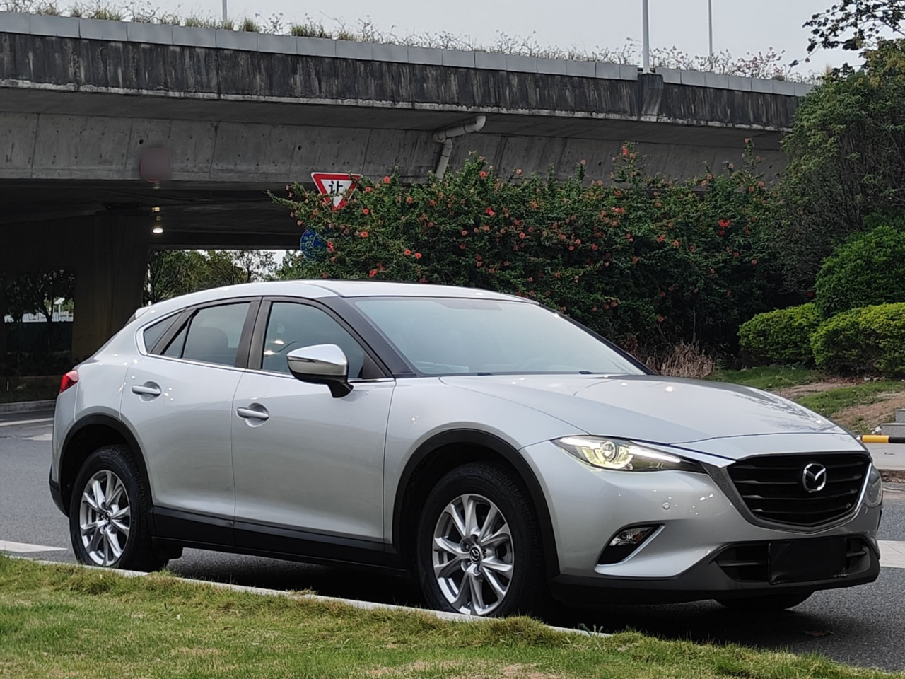 CX-4 2016 2.0L AT RWD photo 4