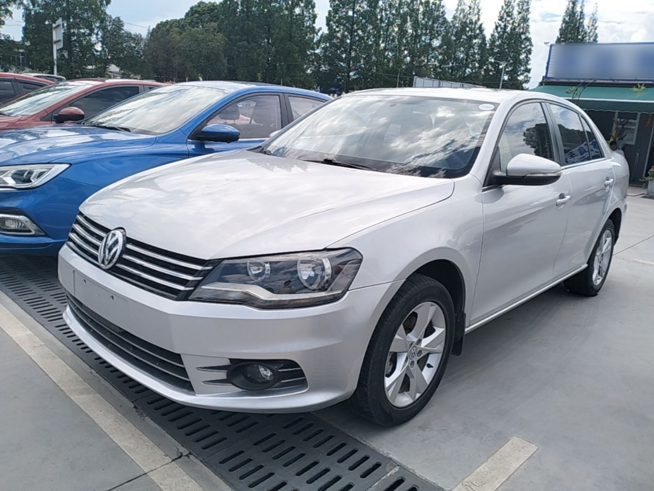 Bora 2014 1.6L MT Comfort